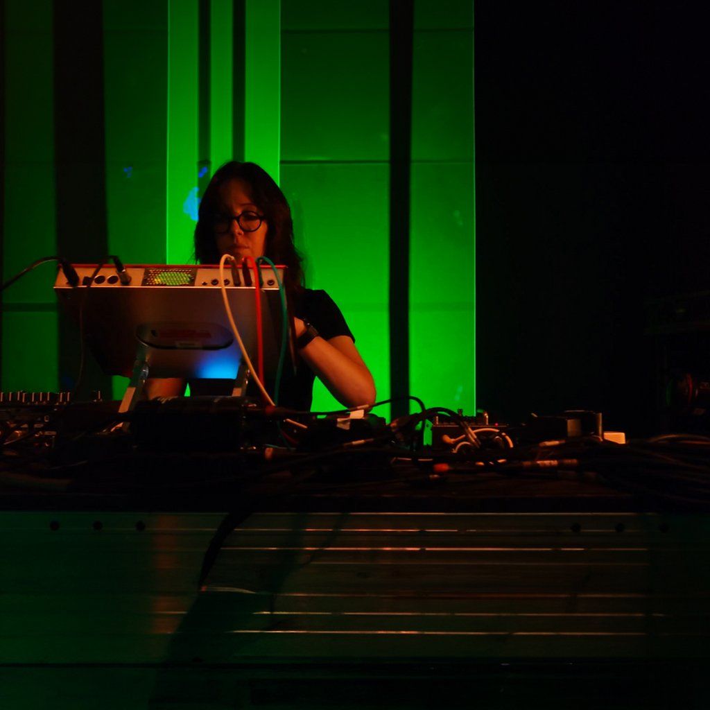 Emotion Wave: Beau Beaumont \/\/ Lo Five \/\/ S. Fearon