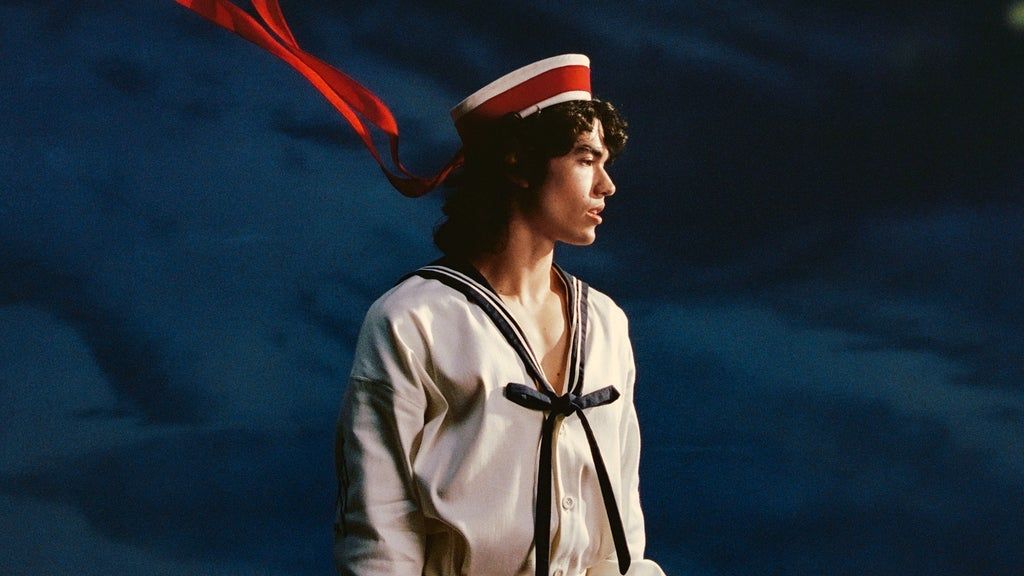 Conan Gray: The Wishbone Pajama Show w\/ special guest hemlocke springs