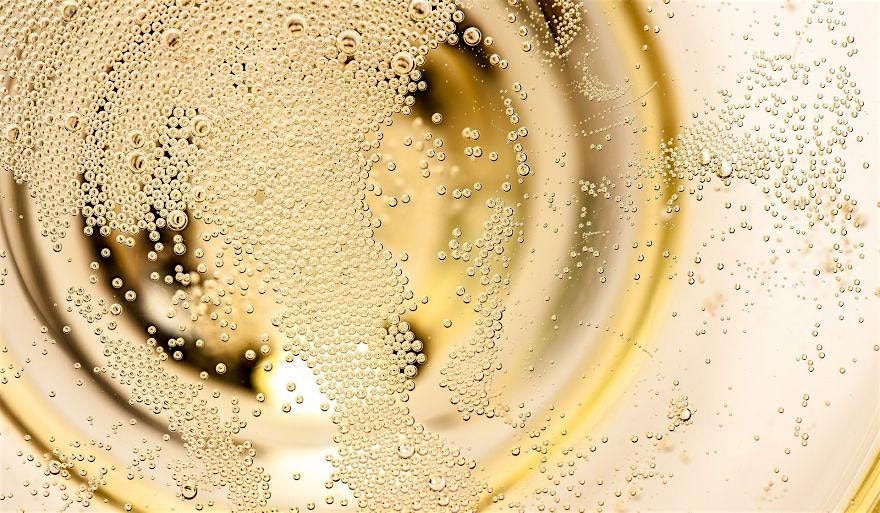 Wine Tasting: "Fine Bubbles & Seafood"