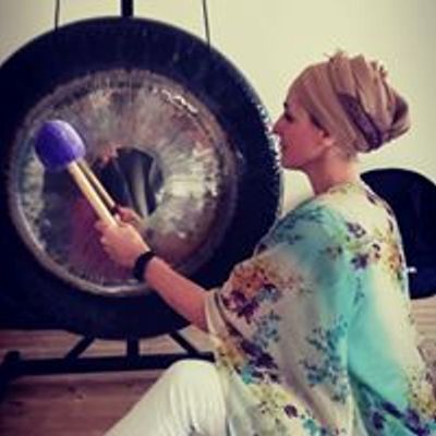 Lindsay Hamberg Kundalini Yoga Teacher