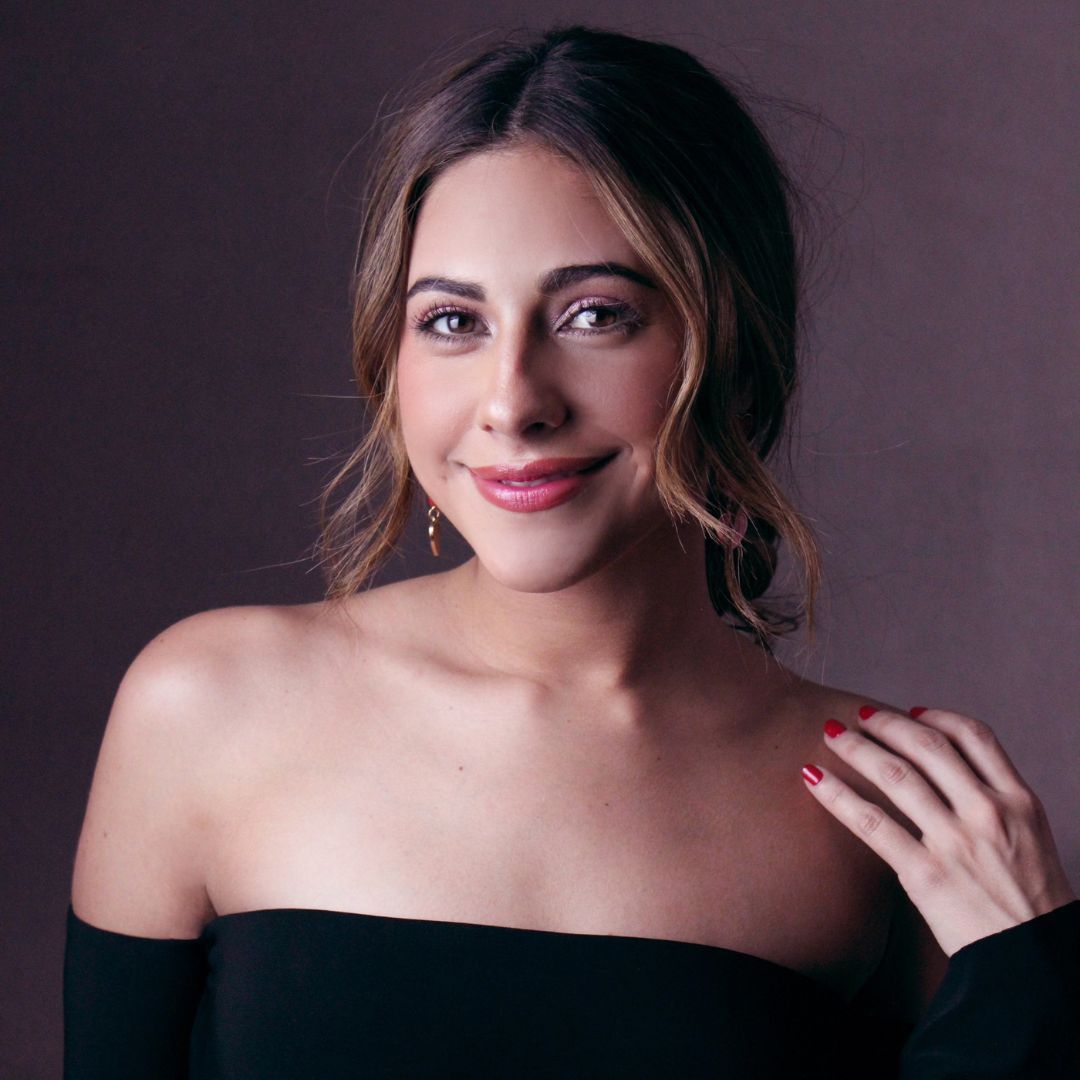 Poly Diaz at Funny Bone - Orlando