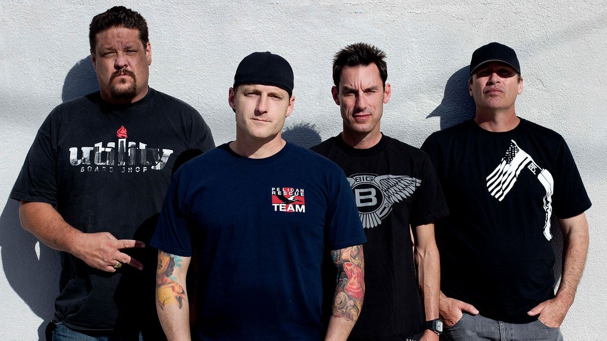 Pennywise with Circle Jerks