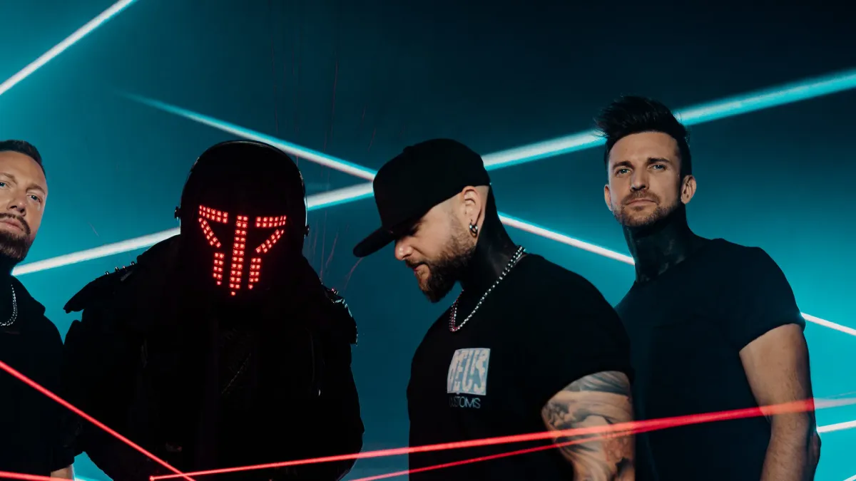 Smash Into Pieces in Stockholm