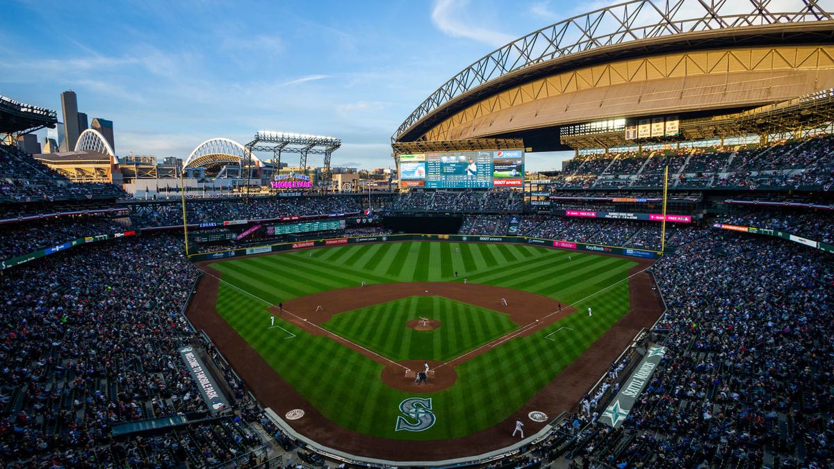 Parking Philadelphia Phillies at Seattle Mariners