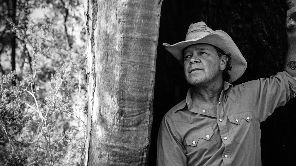 Troy Cassar-Daley in Tamworth