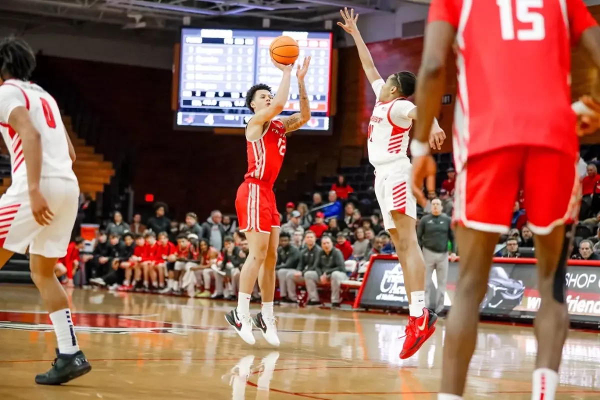 Parking Marist Red Foxes at Fairfield Stags Mens Basketball