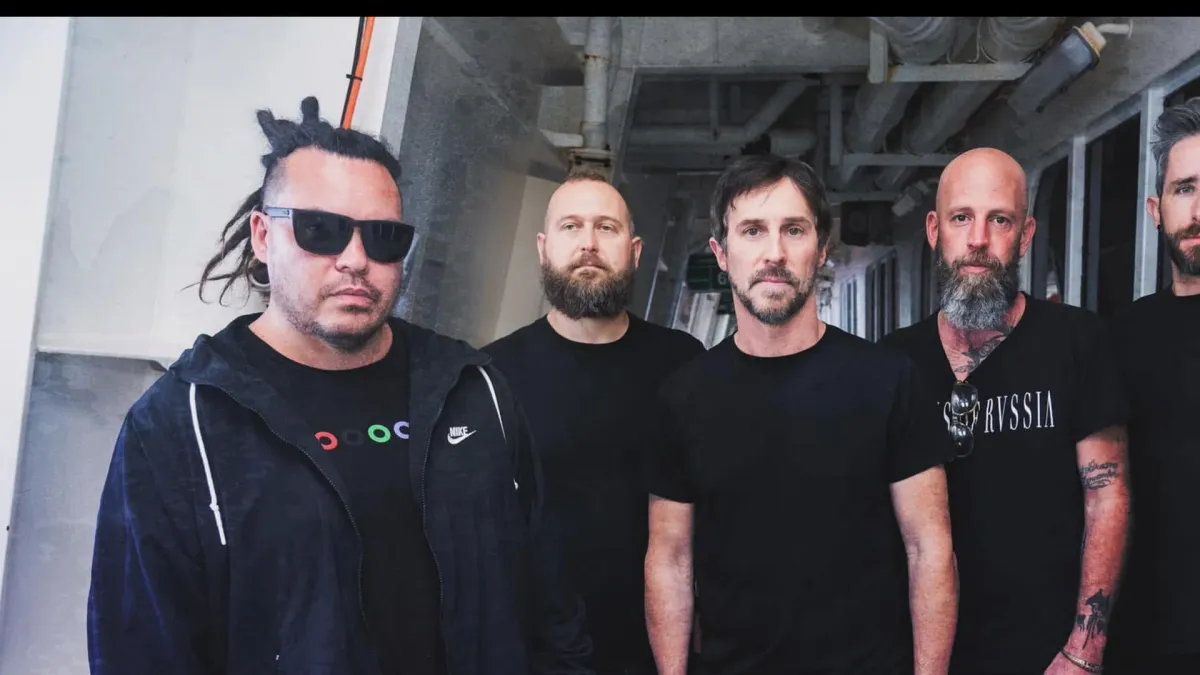 10 Years, James and the Cold Gun, Mammoth in Bloomington