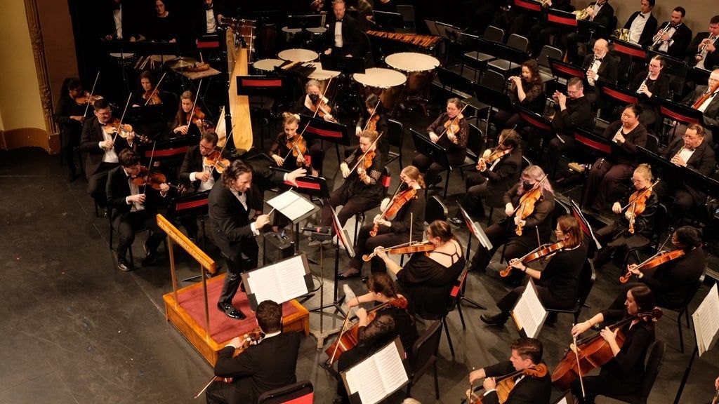 Dubuque Symphony Orchestra: Classics 2: DSO Center Stage
