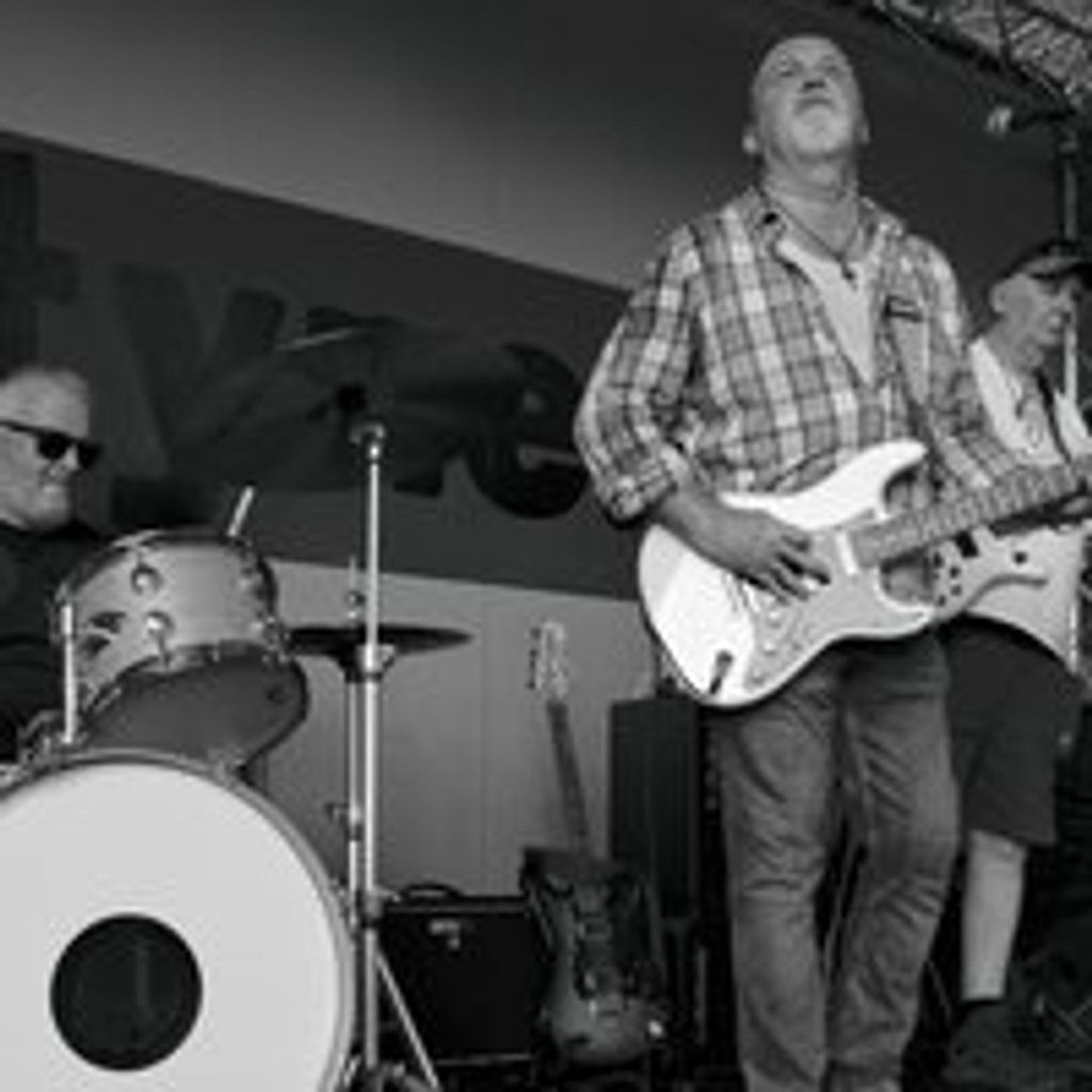Captain Morgan's Funky Crew - Live @ Billy's