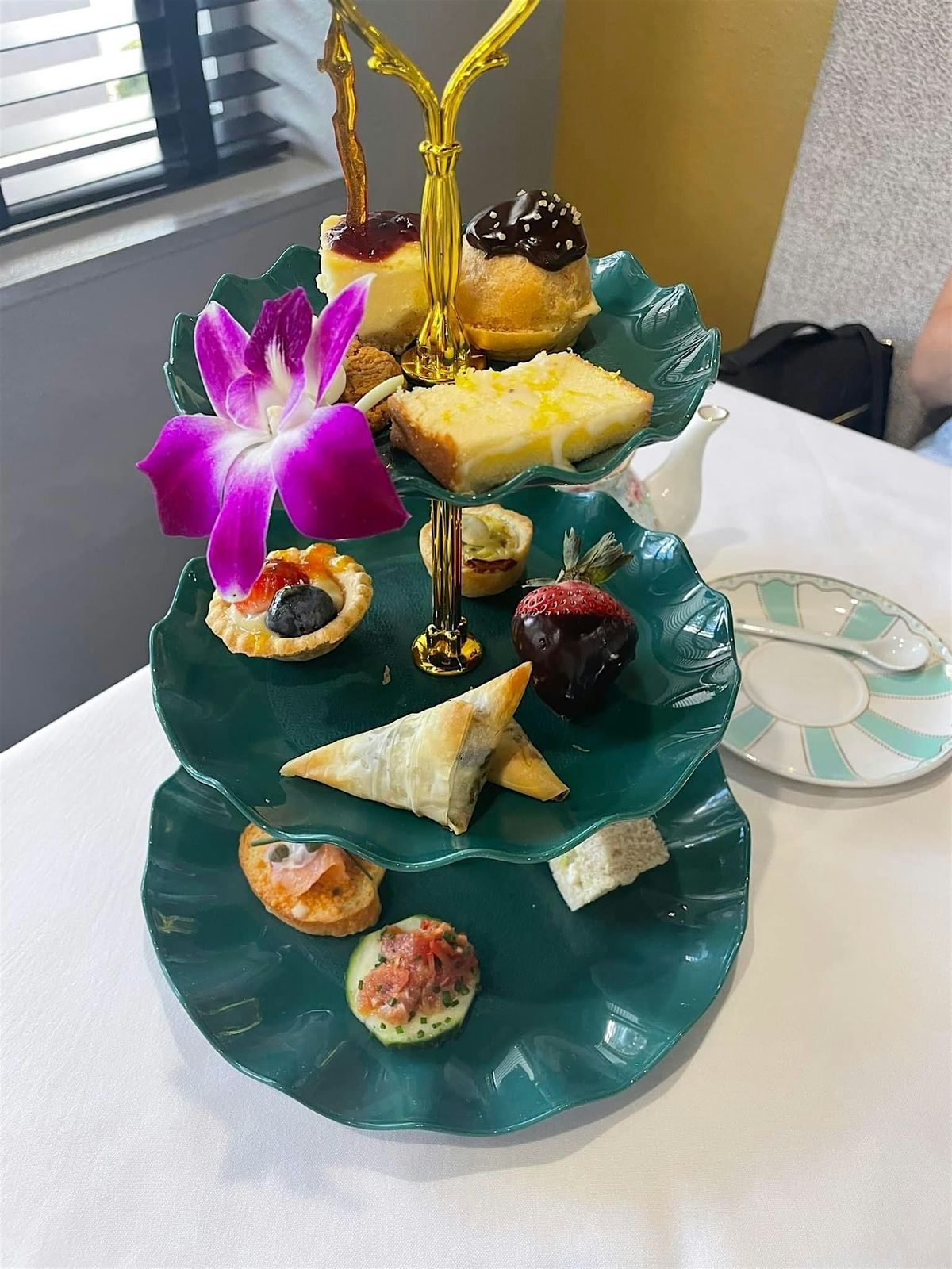 Afternoon Tea at Isabella's Italian \u2014 Fayetteville (January 2026)