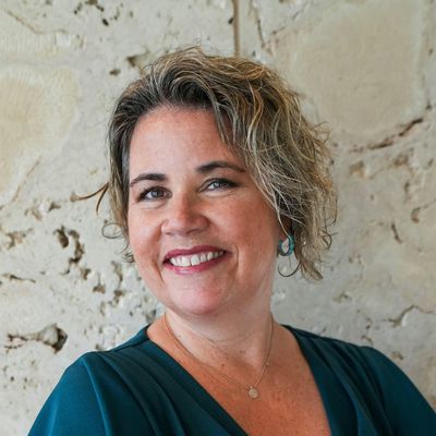 Hilary Hayes, CSA