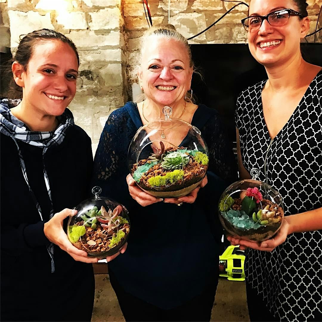 Glass Jungle! Build Your Own Tiny terrarium!
