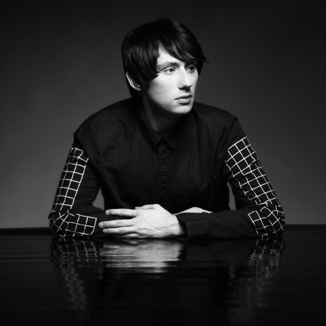 Joseph Keckler's Golden Hour at ArtYard