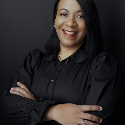 Shannel Hawkins LPCC LLC