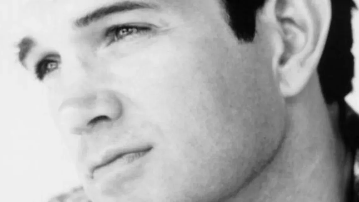 Chris Isaak in Glenside