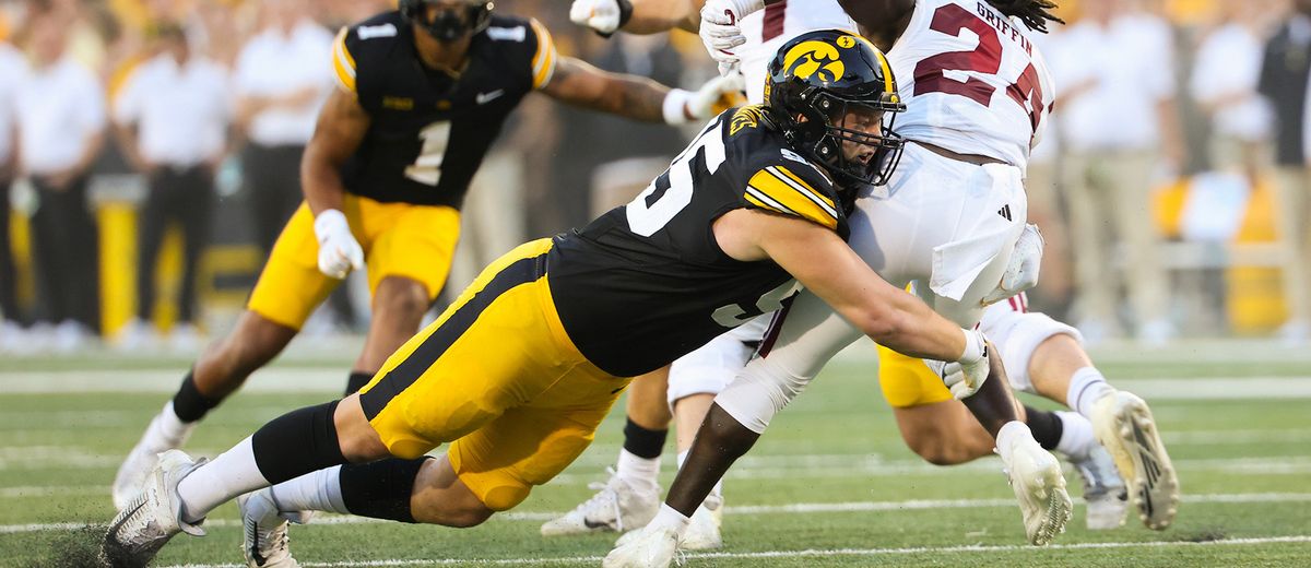 Iowa Hawkeyes at Michigan Wolverines Womens Gymnastics