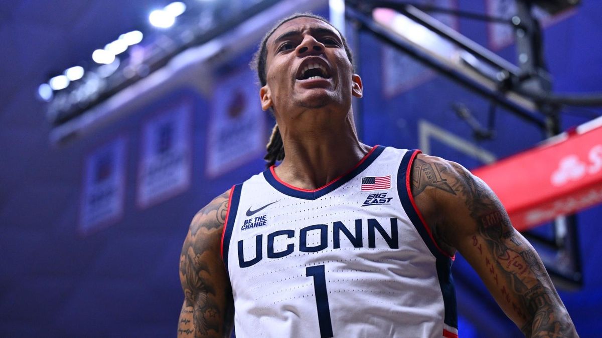 New Hampshire Wildcats at UConn Huskies Mens Hockey