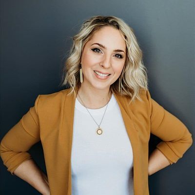 Alyssa Swenson, MN & WI Realtor with The H\u014dM Group