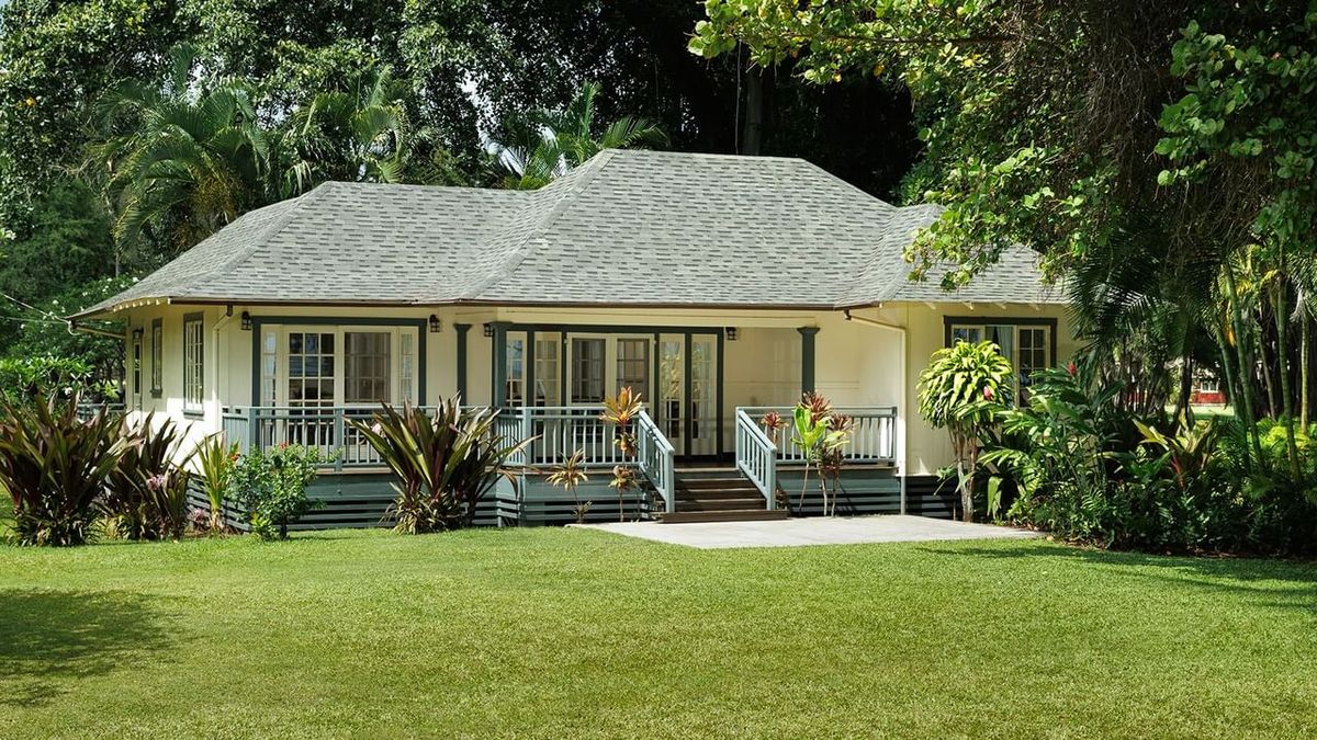 The Porch Flowers (18+)