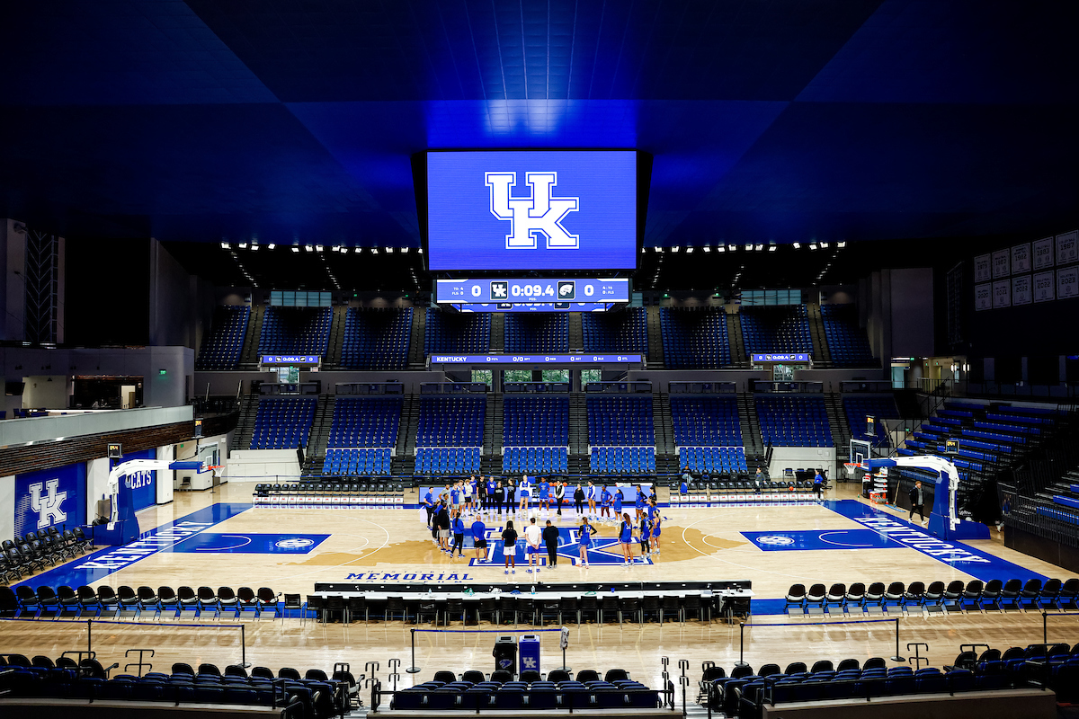 Parking Georgia Bulldogs at Kentucky Wildcats Womens Basketball