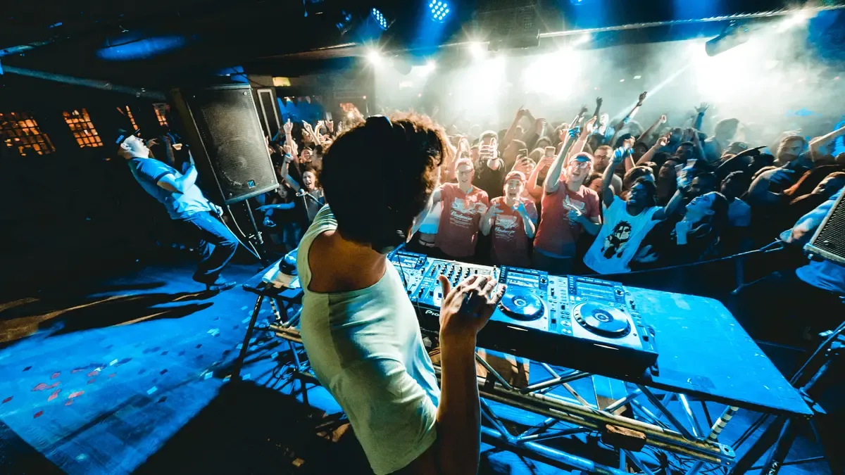 Parking Charlotte de Witte (21+)