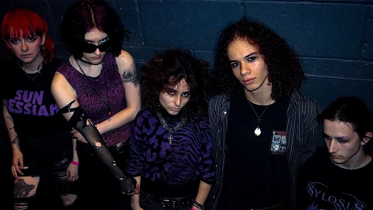 NEW NOISE! Spineless + Estate + cybertarnished