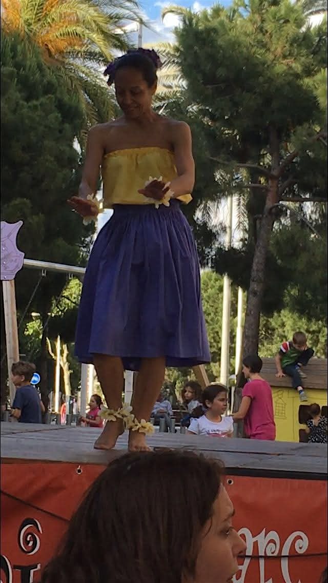 HULA BARCELONA Danza Hawaiana