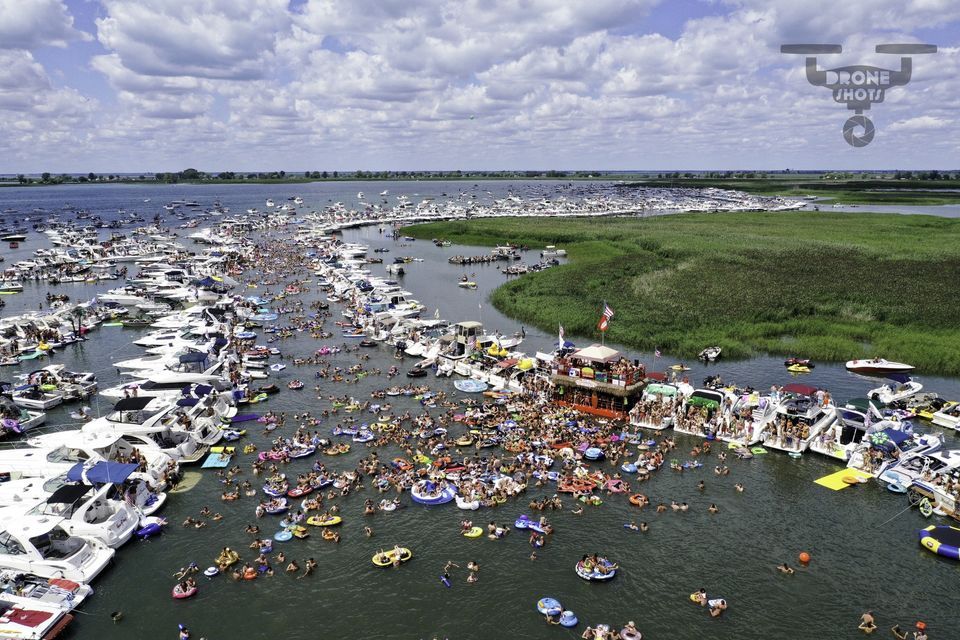 18th Annual Raft Off 2022 ! ! ! Muscamoot Bay, New Baltimore, MI