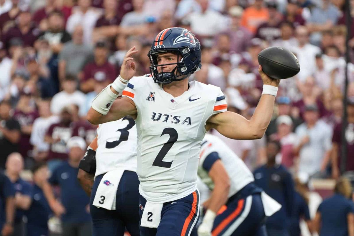 Central Arkansas Bears vs. University of Texas-Rio Grande Valley at ...