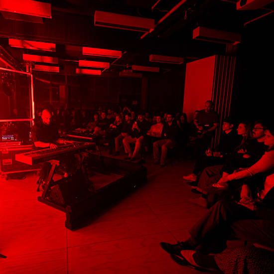 NIN3S \u2014 Intimate