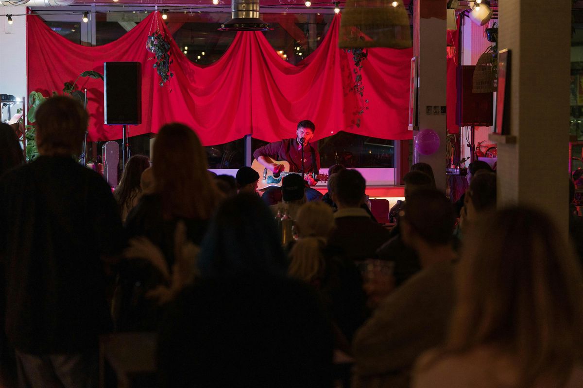 Queer as F*ck - QUEERMAS - 5th Dec