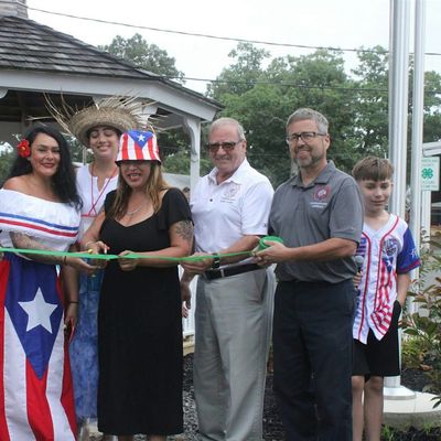 Fiesta Borinque\u00f1a Board Members