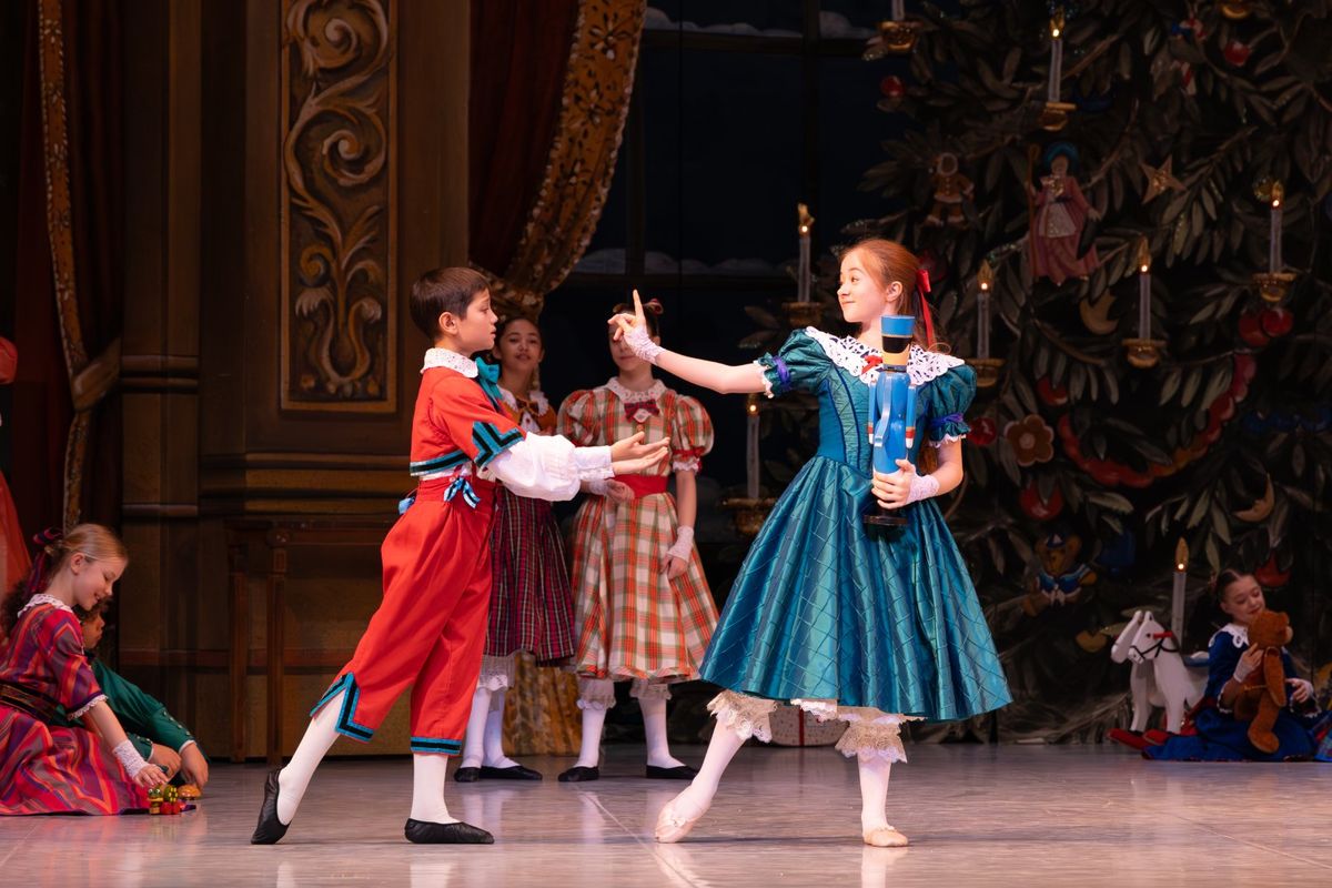 Les Grands Ballet: Casse-Noisette