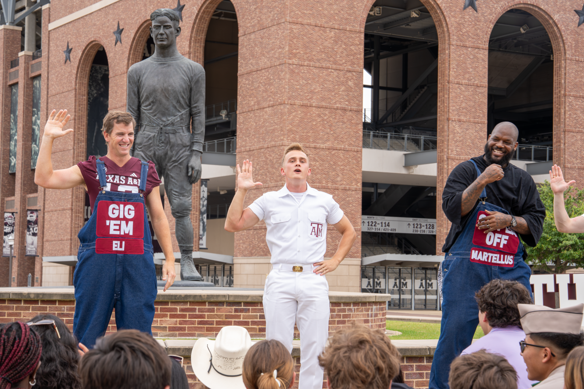 Texas Longhorns at Texas A&M Aggies Baseball