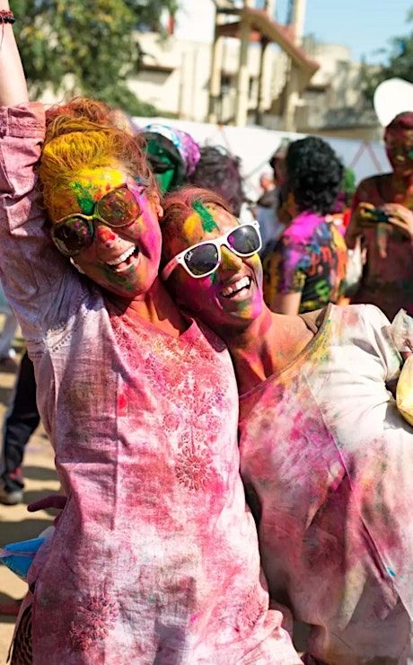 gloves with holi colours