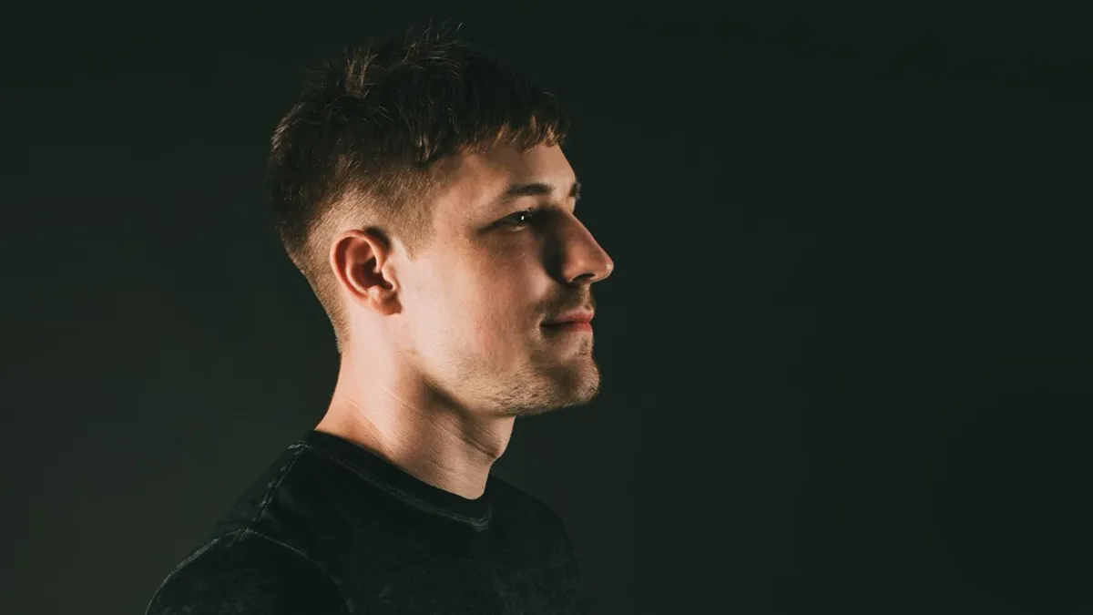 Stonebank, Blofeld, Broken Minds, Dougal, Flyp Fermentor, Hatom, IMHAPPY, Kinoko, Metzger, Odium in Hlavn\u00ed m\u011bsto Praha