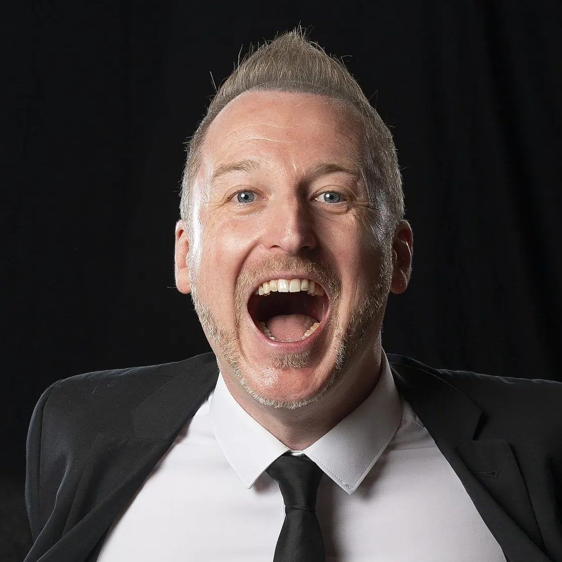 Stuart Mitchell at Aberdeen Music Hall