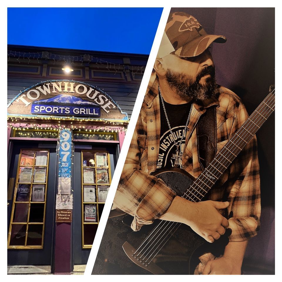 The Townhouse Sports Grill