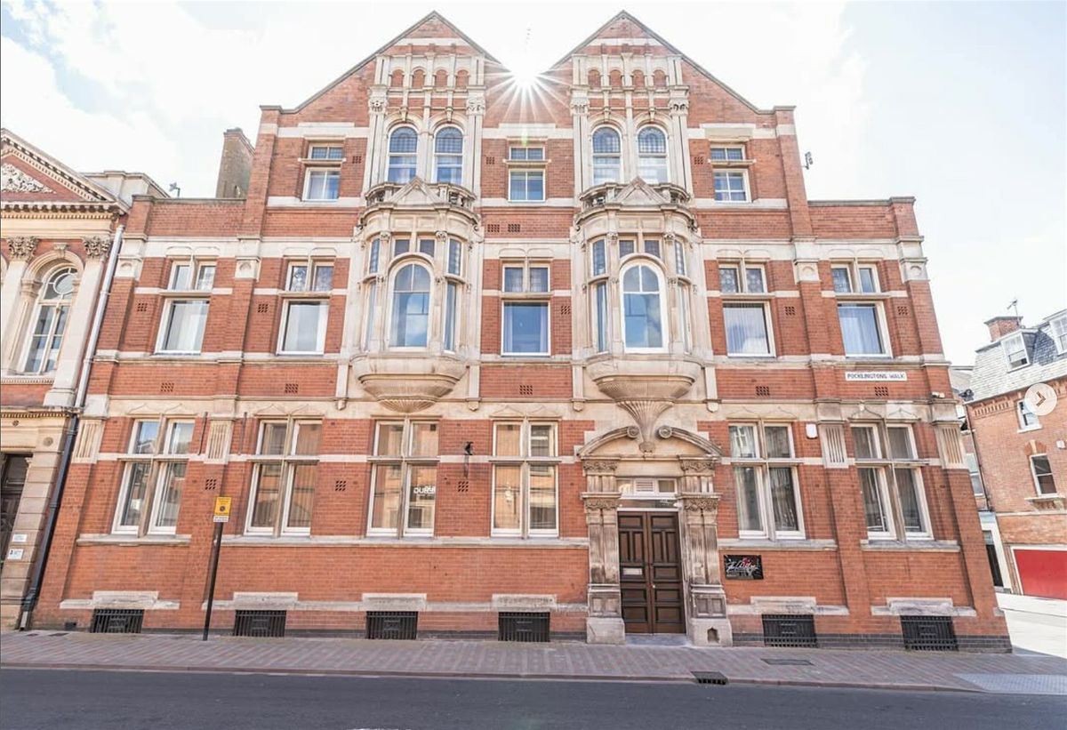 Relaxed Christmas Business Networking in Leicester at The Pocklington