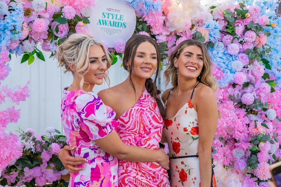 Coral Scottish Grand National Ladies Day