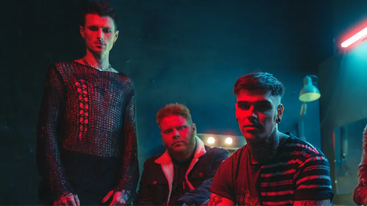 Melrose Avenue, Autumn Kings, Stray View in Worcester