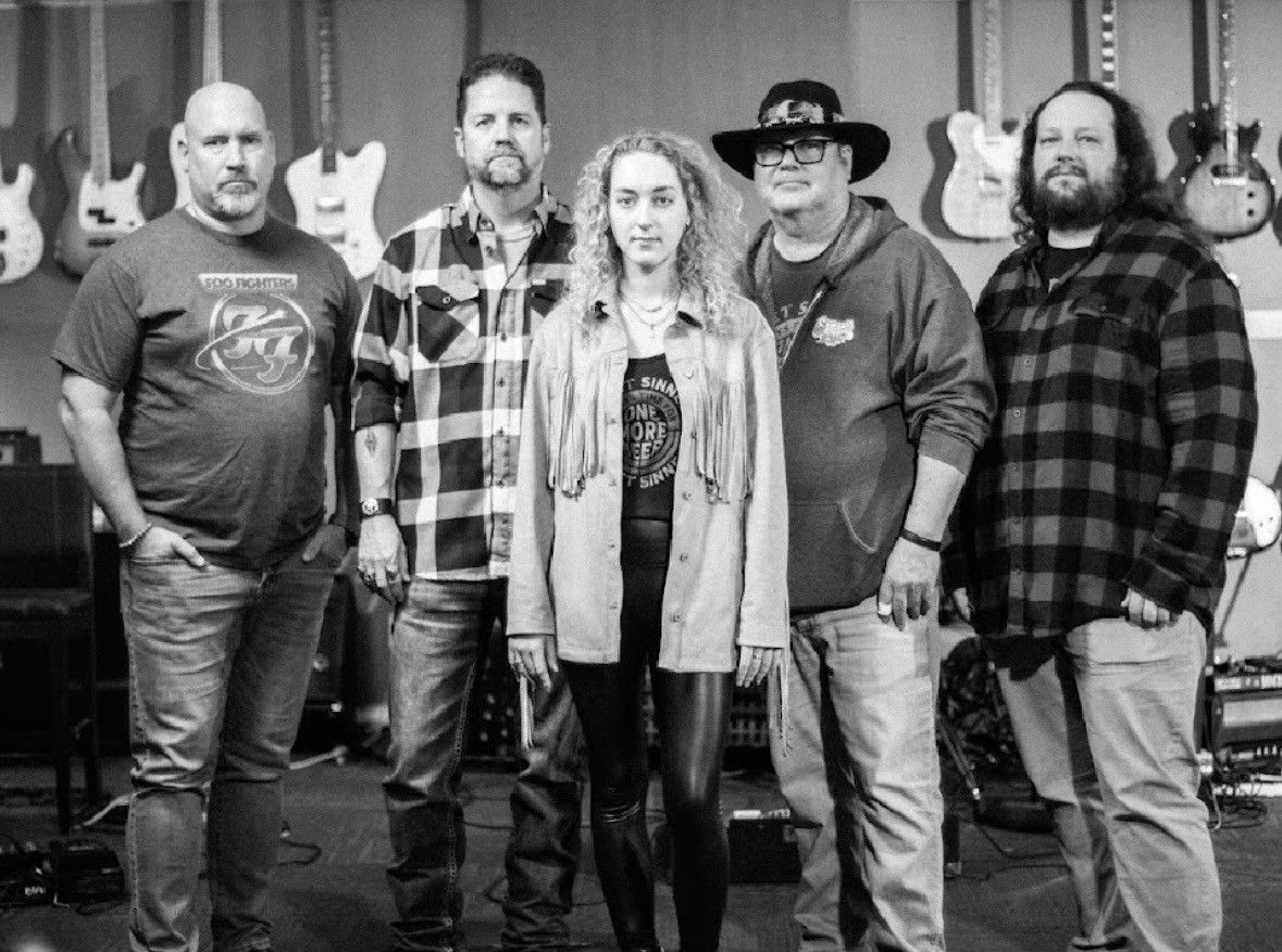 Sunset Sinners at Stiefel Theatre for the Performing Arts - Salina