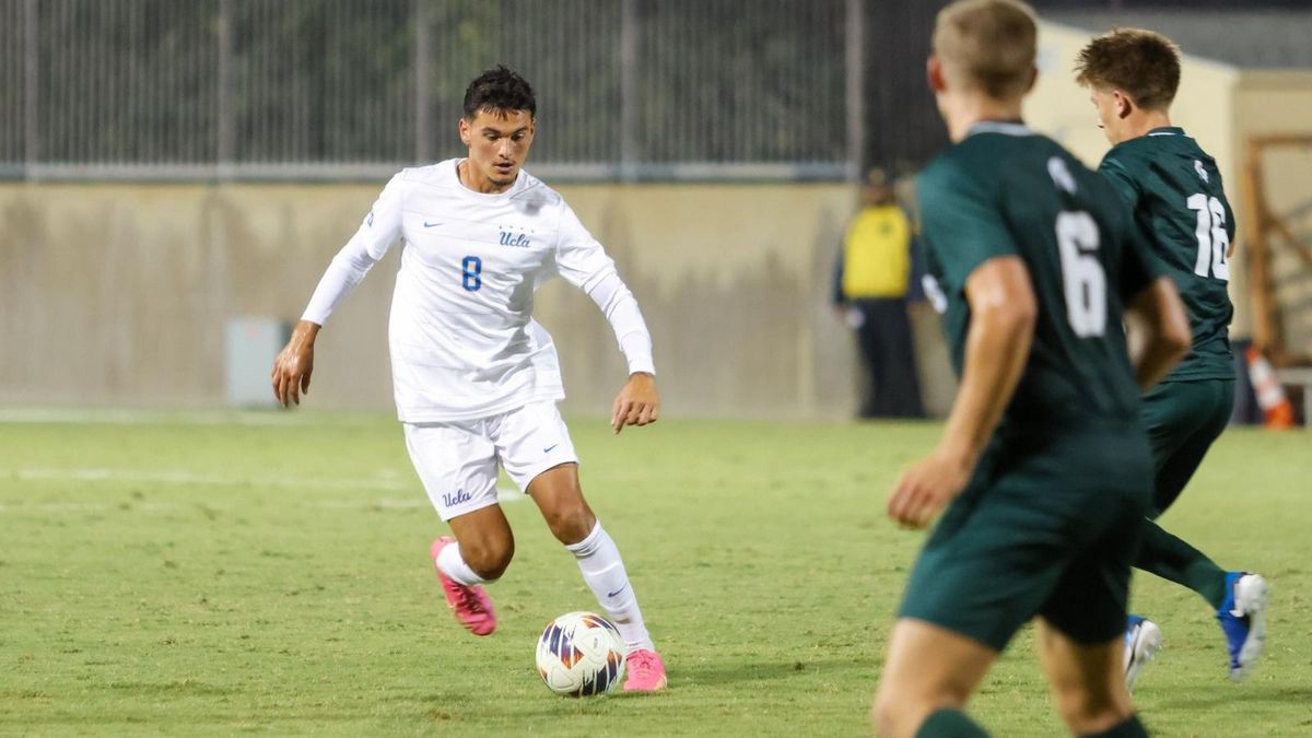 Parking UCLA Bruins at Michigan State Spartans Mens Soccer
