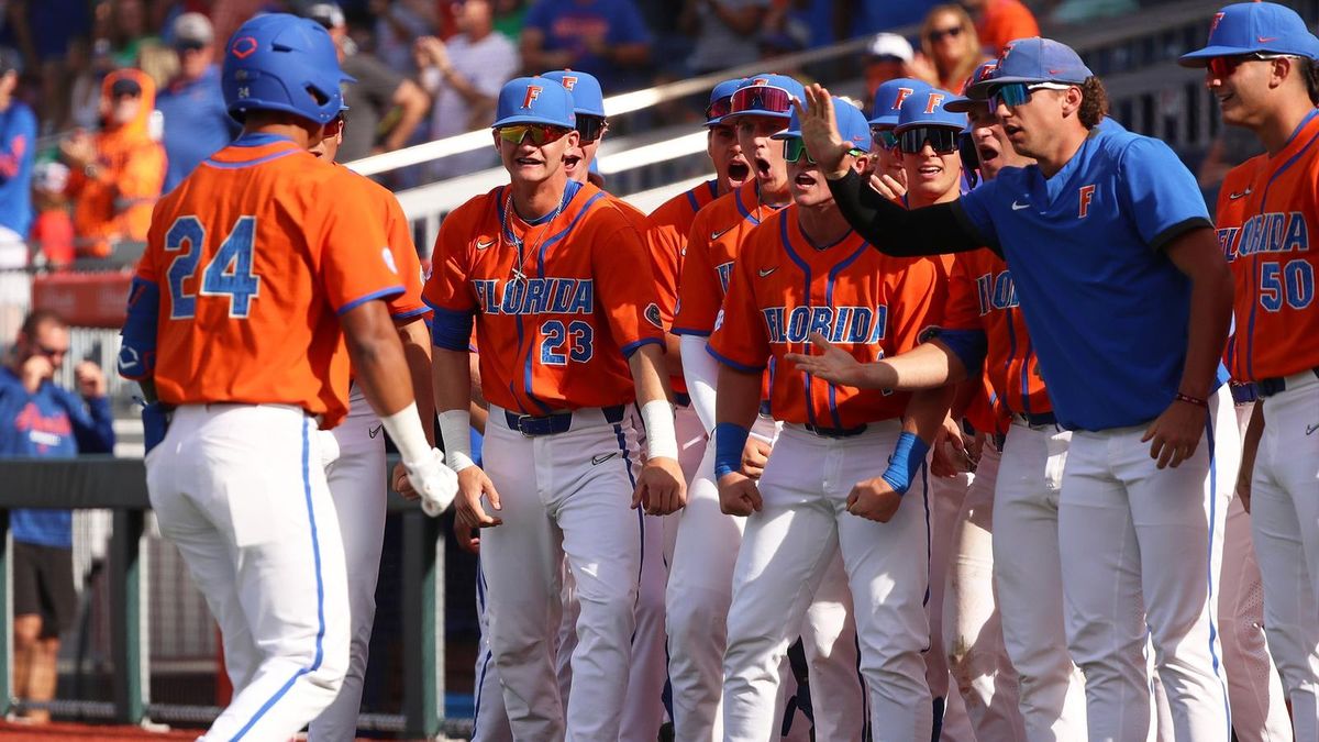 Parking Auburn Tigers at Florida Gators Baseball