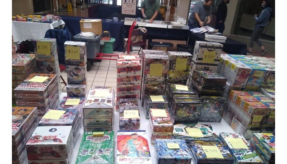 SK&R Sports Card and Memorabilia Show Lehigh Valley Hotel, SureStay