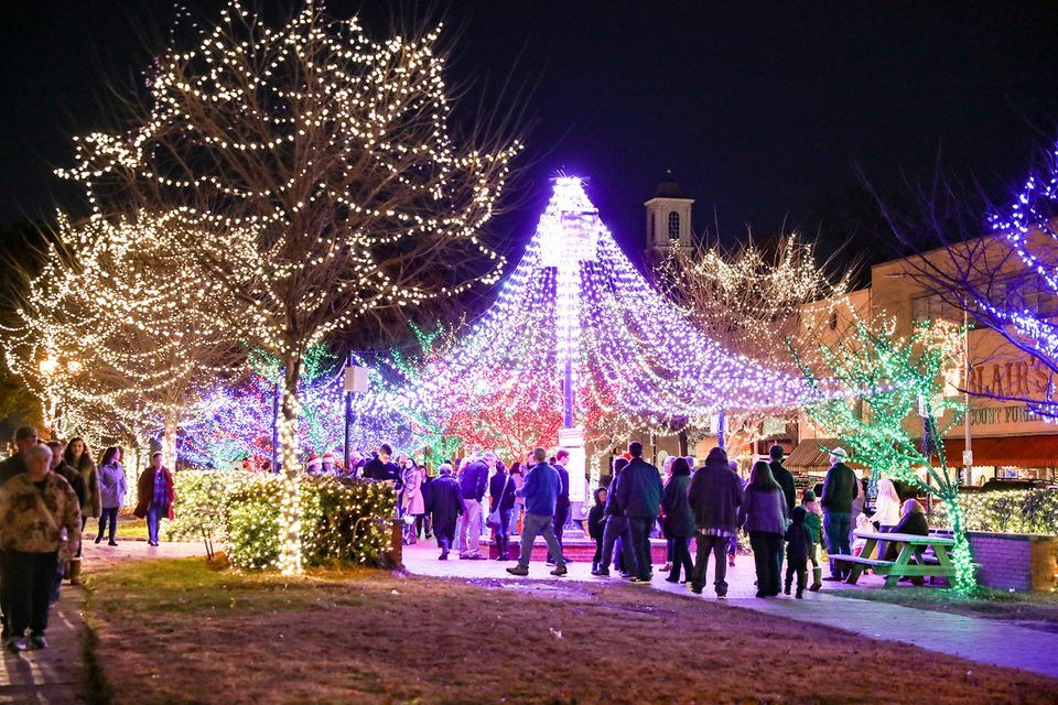 Macon Christmas Light Extravaganza Downtown Macon November 23 2023 macon-christmas-light-extravaganza-downtown-macon-november-23-2023