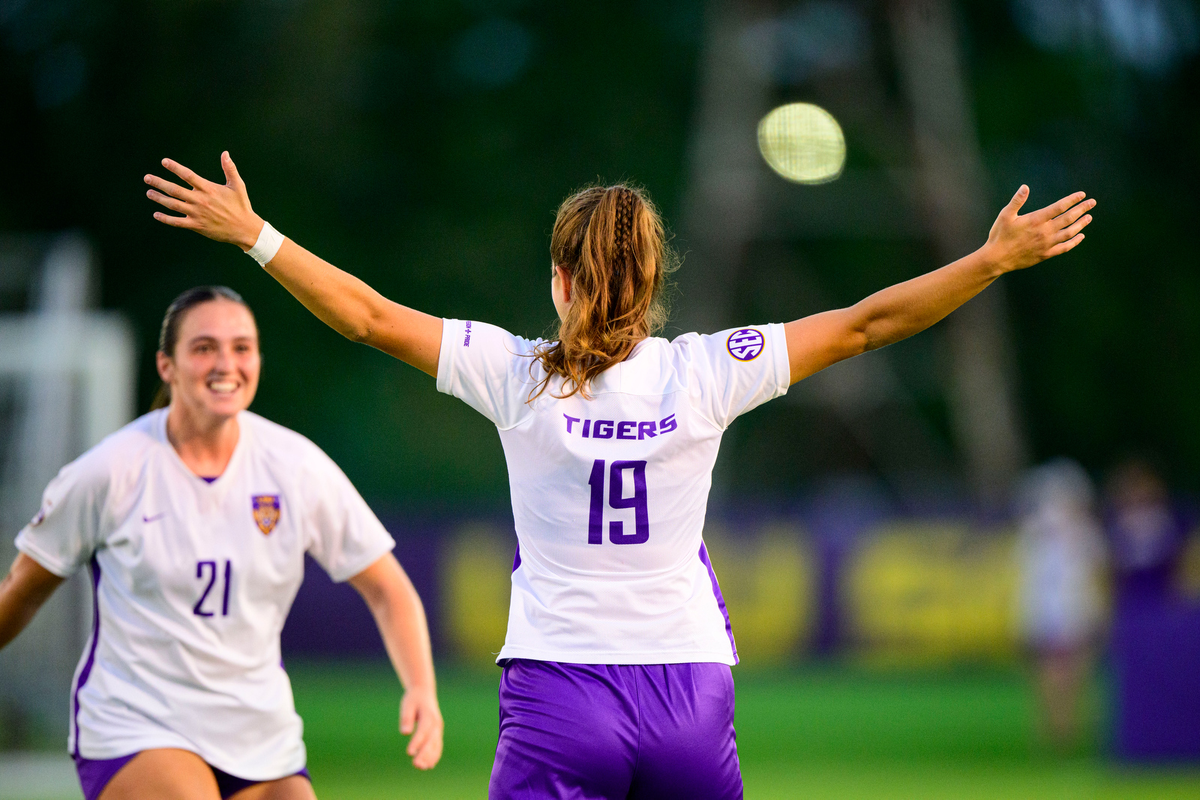 Parking LSU Tigers at Ole Miss Rebels Womens Basketball