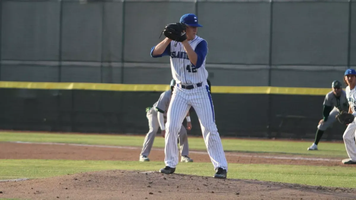 Parking Texas A&M Corpus Christi Islanders at Stephen F. Austin Lumberjacks Mens Basketball