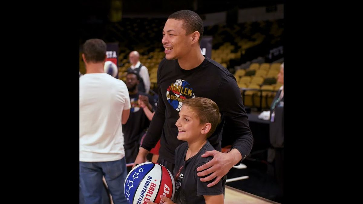 Harlem Globetrotters: Limited Edition 100 Year Golden Replica Game Ball by Spalding(r)