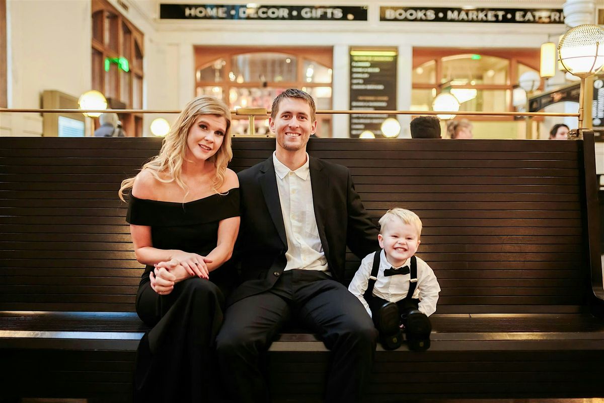 Tuesday 12\/23\/25 CHRISTMAS Mini Sessions with J Amado photography